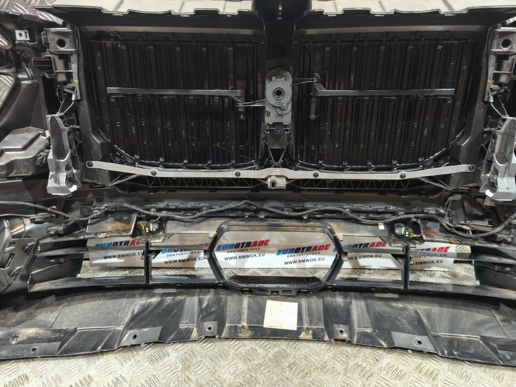 Bmw x7 g07 lci lift mpakiet бампер передній black sapphire 475 камера pdc Зі Шроту