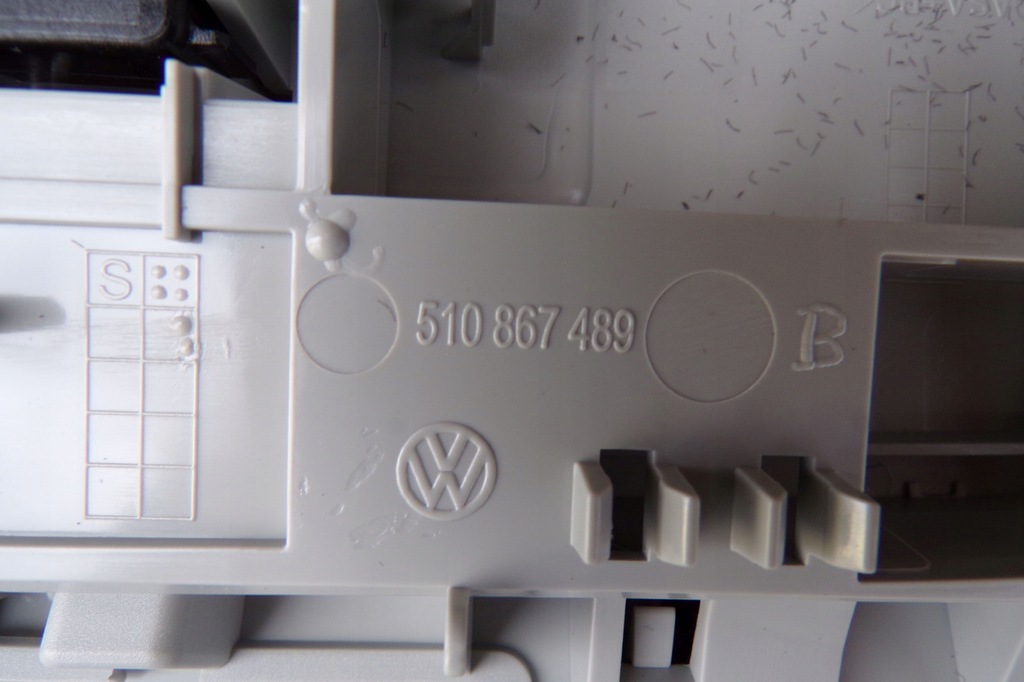 фото №5, Лампа потолочный 5g9971499 vw golf vii