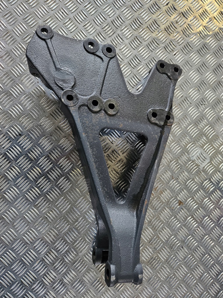 фото №1, Кронштейн стабилизатора mercedes atego 1518 2017r