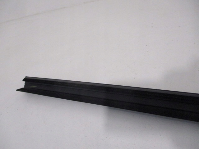 фото №9, Citroen c-elysee прокладка зовнішня скло ліва передня nowa 9675436680