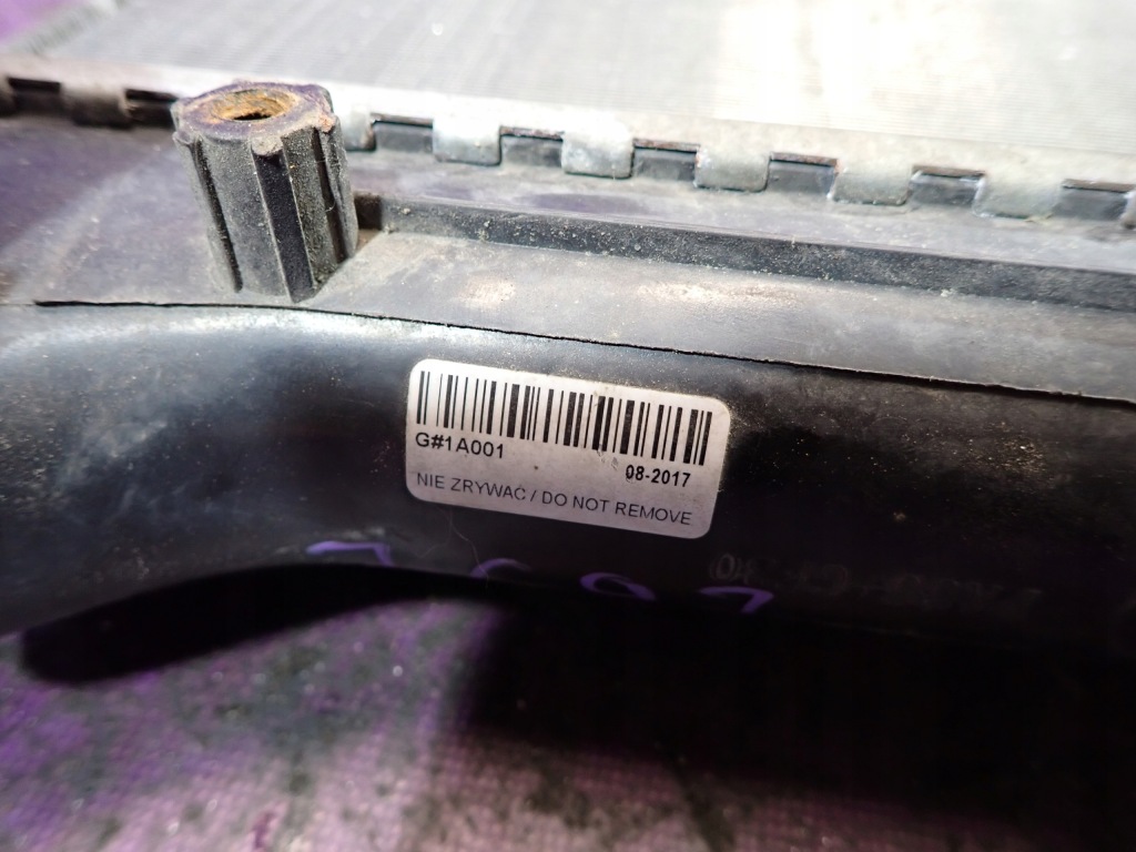 Fiat punto 2 hb 3d 03-09 1,3 jtd 70km радіатор води в Україні