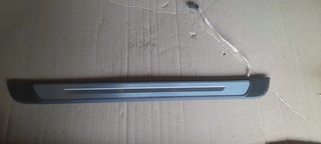 фото №1, Молдинг порог led audi a3 8y 8y0947417