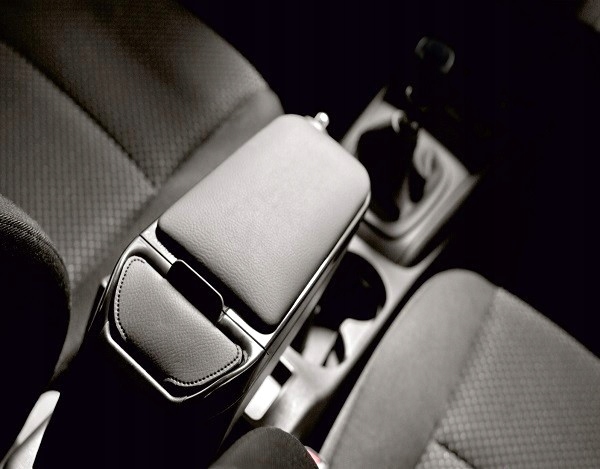 фото №1, Підлокітник opel zafira tourer 2011