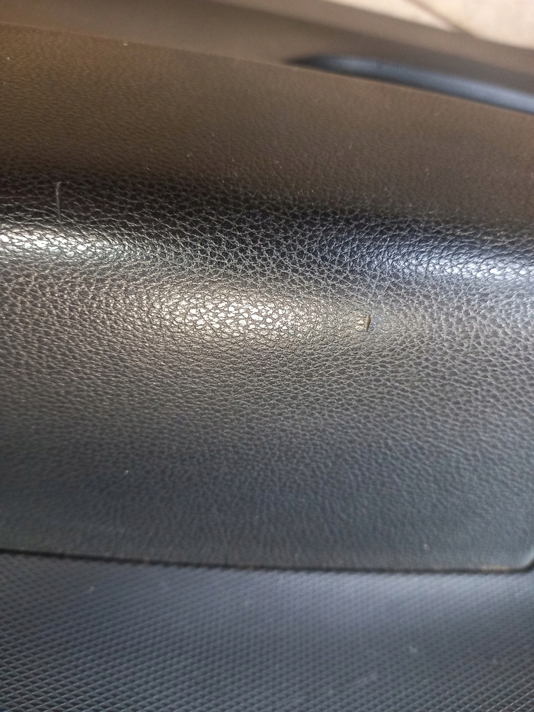 фото №4, Оббивка двері skoda rapid перед oryg.