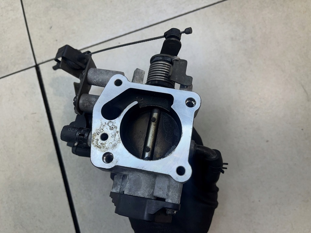 фото №6, Дросельна заслінка kia carens ii 1.6 16v 0280140571