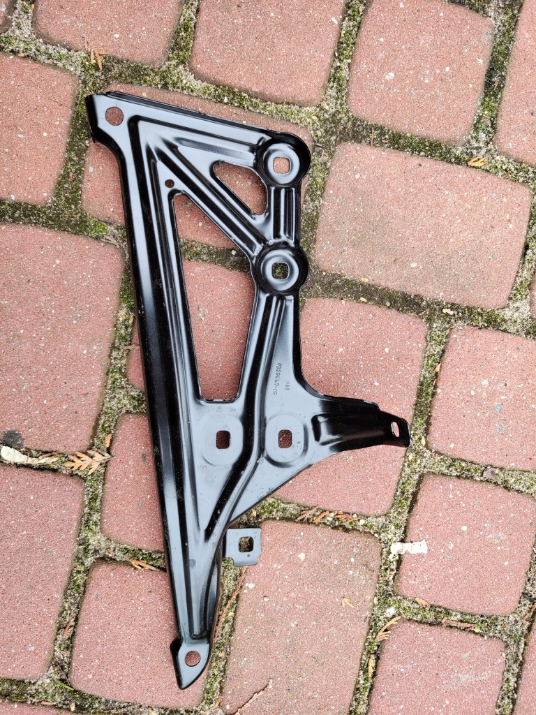 Bmw x1 f48 балка підсилювач бампера перед Зі Шроту