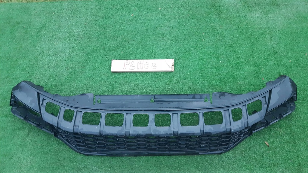 фото №1, Vw t-roc накладка бампера перед спойлер 2ga805903d