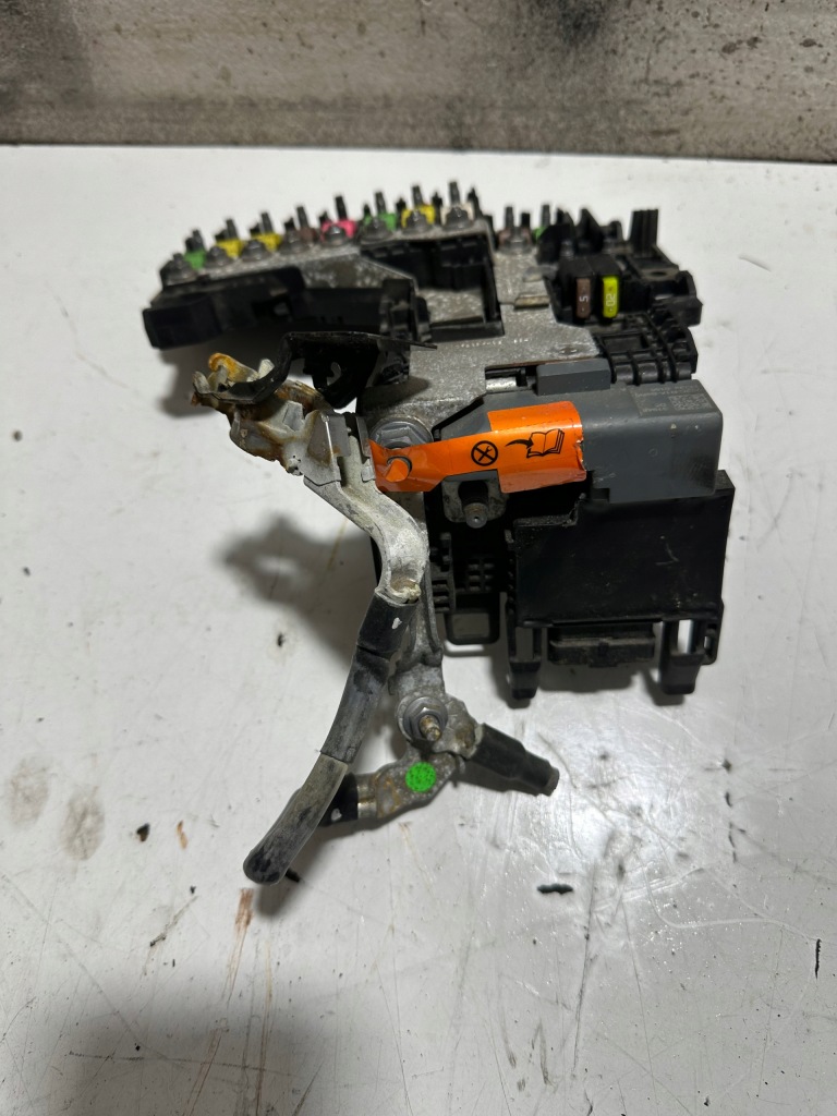 Купити Клема модуль напруги акумулятор psa 9665878380 citroen peugeot
