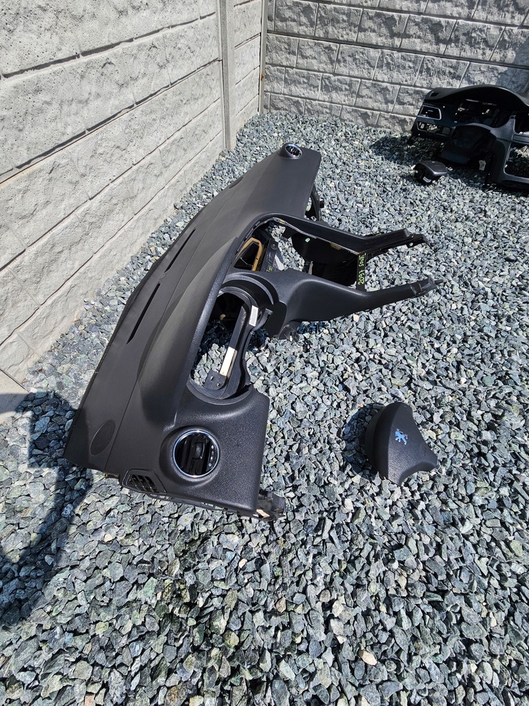 фото №10, Приборная панель консоль подушка безопасности peugeot 5008 i #2097