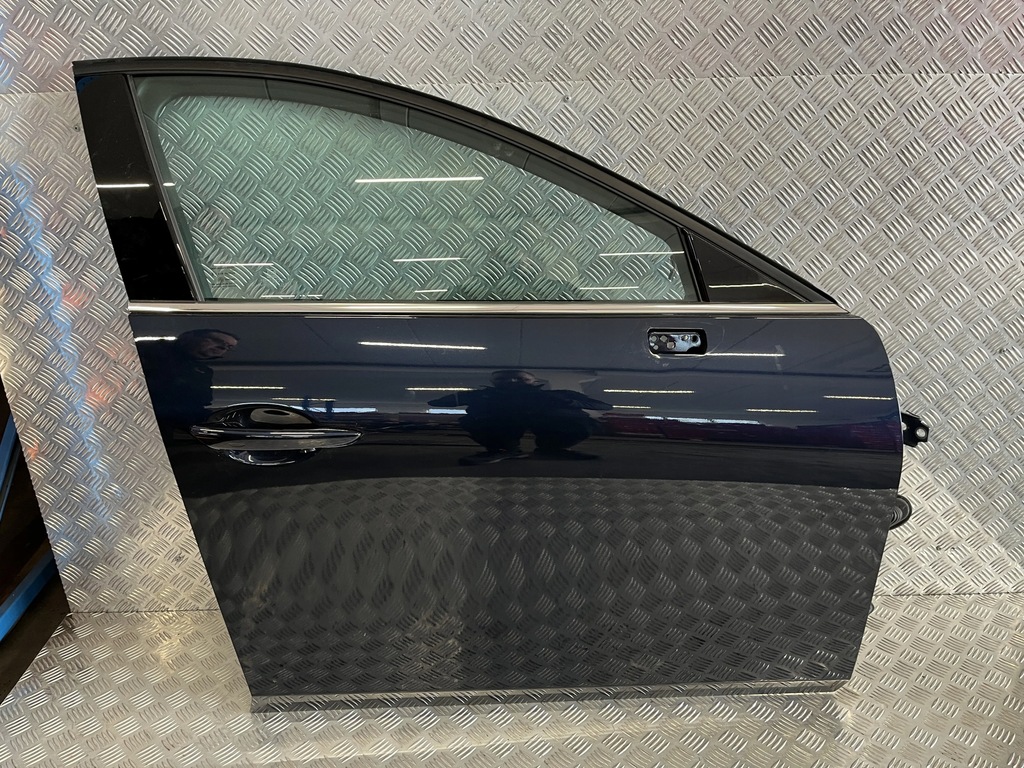 фото №1, Дверь правый перед mazda 3 bp 19- 42m