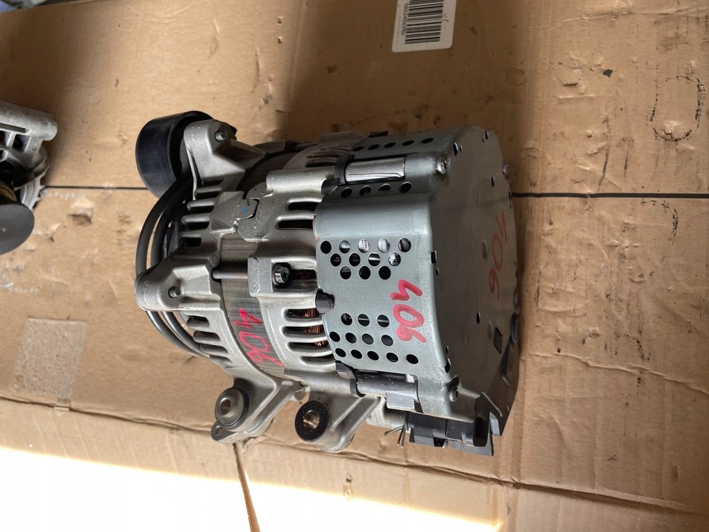 фото №11, Volvo xc90 xc60 2.0 d d4204t8 гібрид генератор 32301041