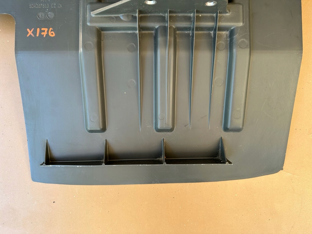 фото №9, Iveco stralis крила підкрилок правий бризковик