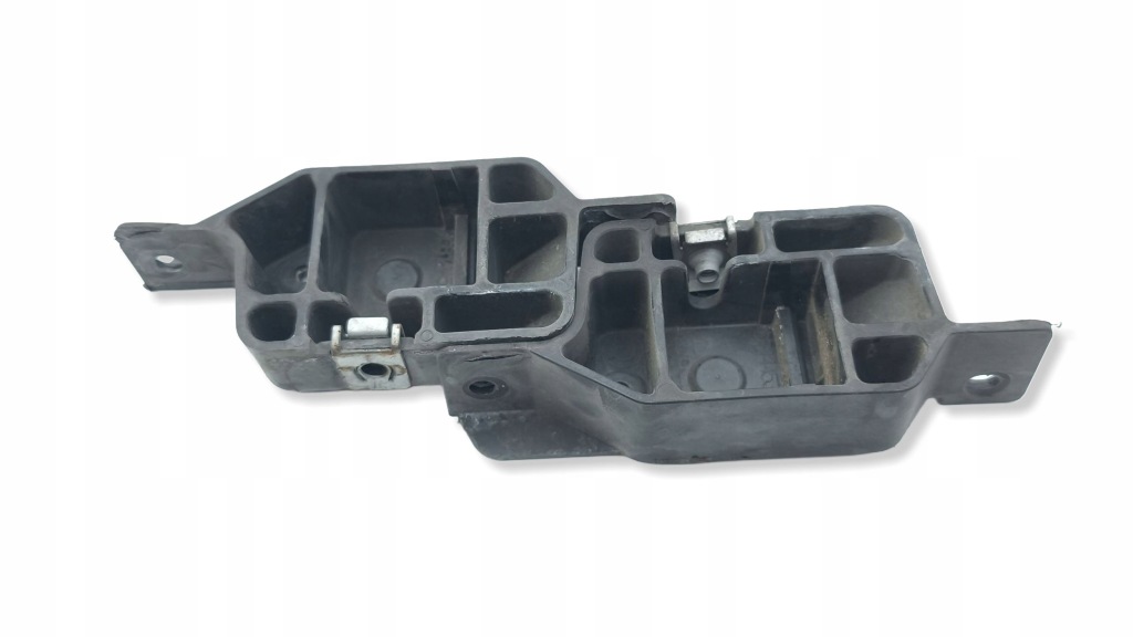 Купити Jeep cherokee 2014 кронштейн радіатора 68144539ab