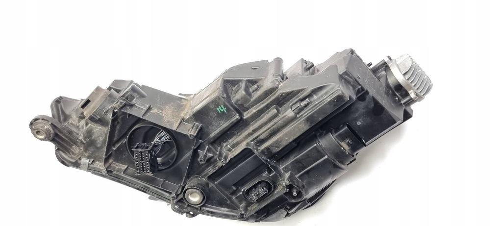 фото №6, Лампа правая перед audi a4 b9