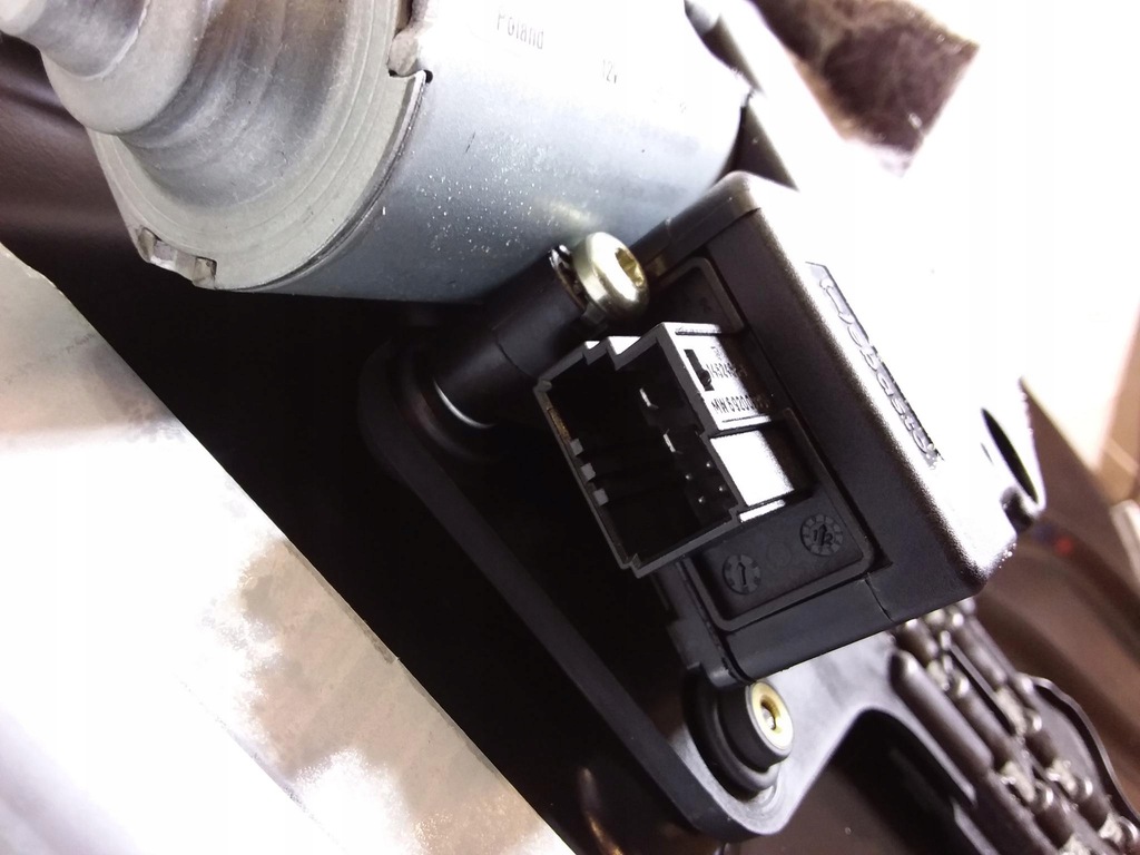 фото №12, Bmw 7 f01 люк 7903815 моторчик 7316535