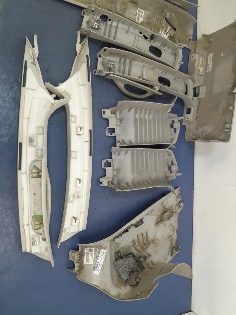 фото №10, Chrysler town country v защита потолочный стоек