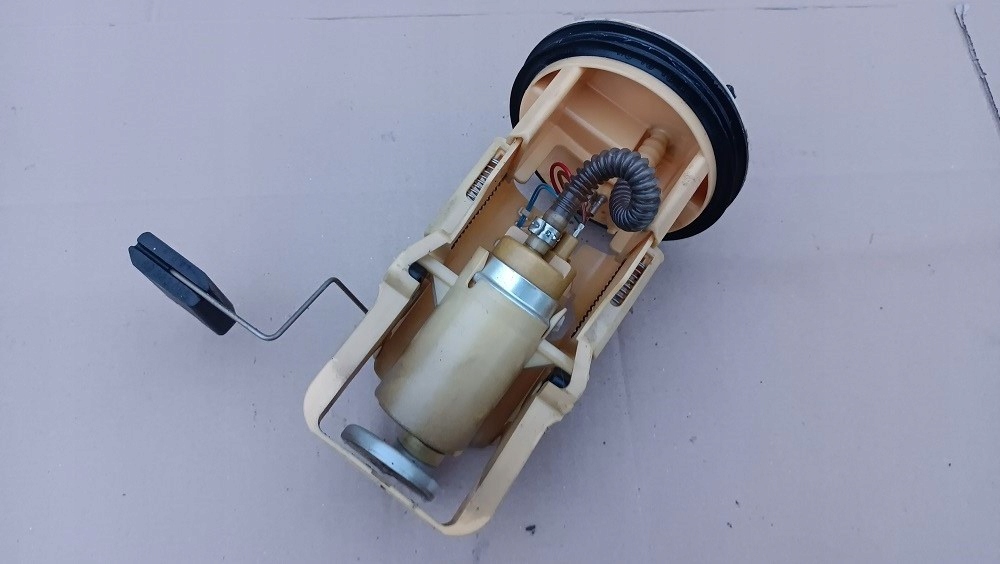 Купити Помпа пального bmw e46 320d 330d 2,0d 3,0d m47 m57