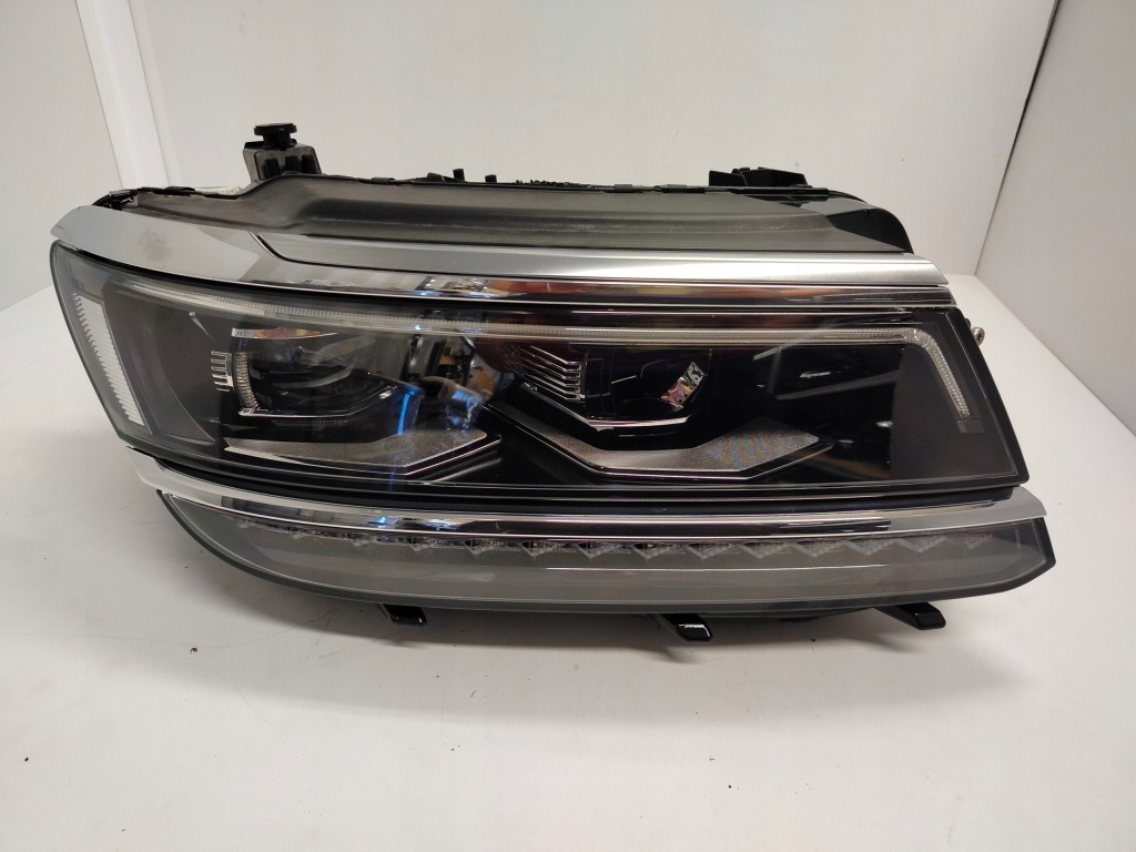 фото №1, Vw tiguan ii full led лампа права