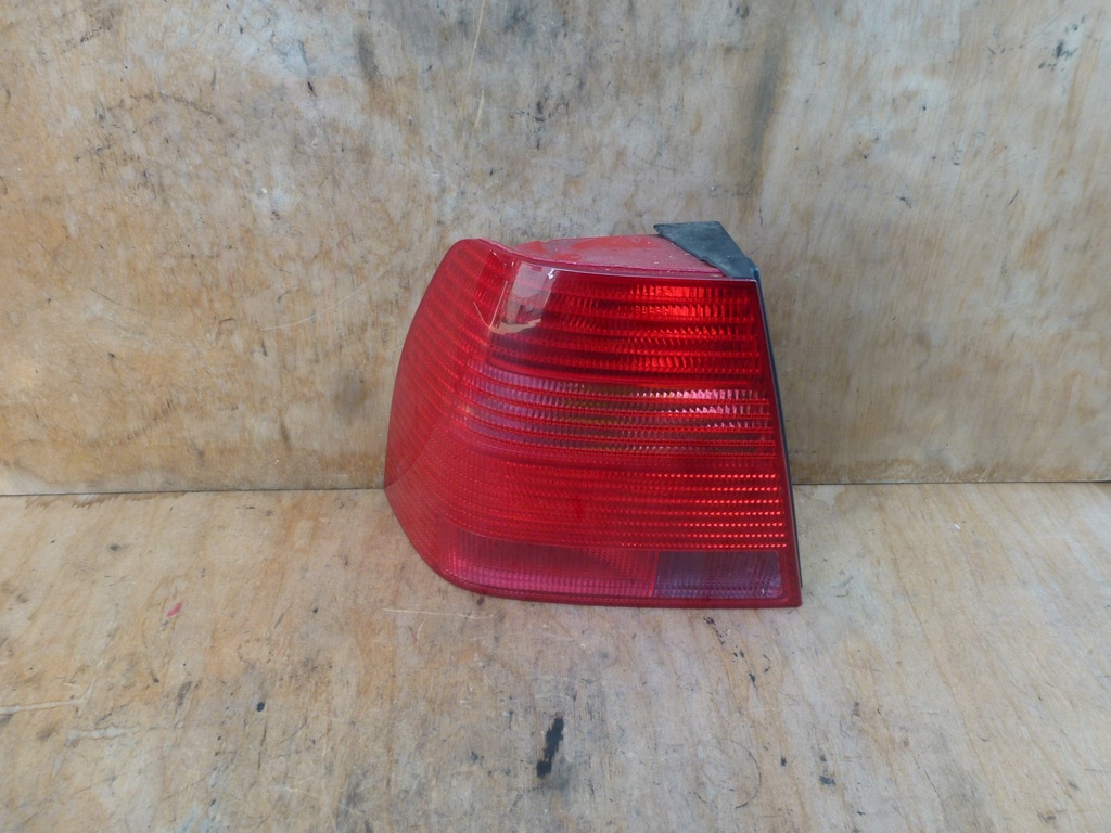 фото №1, Лампа задняя задняя левая vw bora lift оригинал