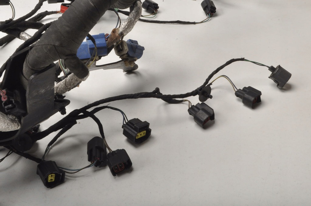 фото №9, Aston martin db9 6.0 джгут електропроводка двигуна 4g43-12b637-ad