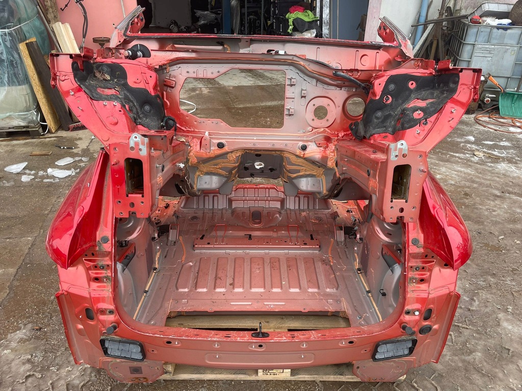 фото №2, Чверть задня лонжерон перед renault megane v права lub ліва