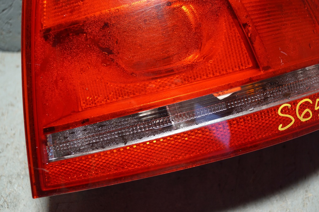 фото №7, Лампа правый задняя vw passat b7 kombi 3af945096e