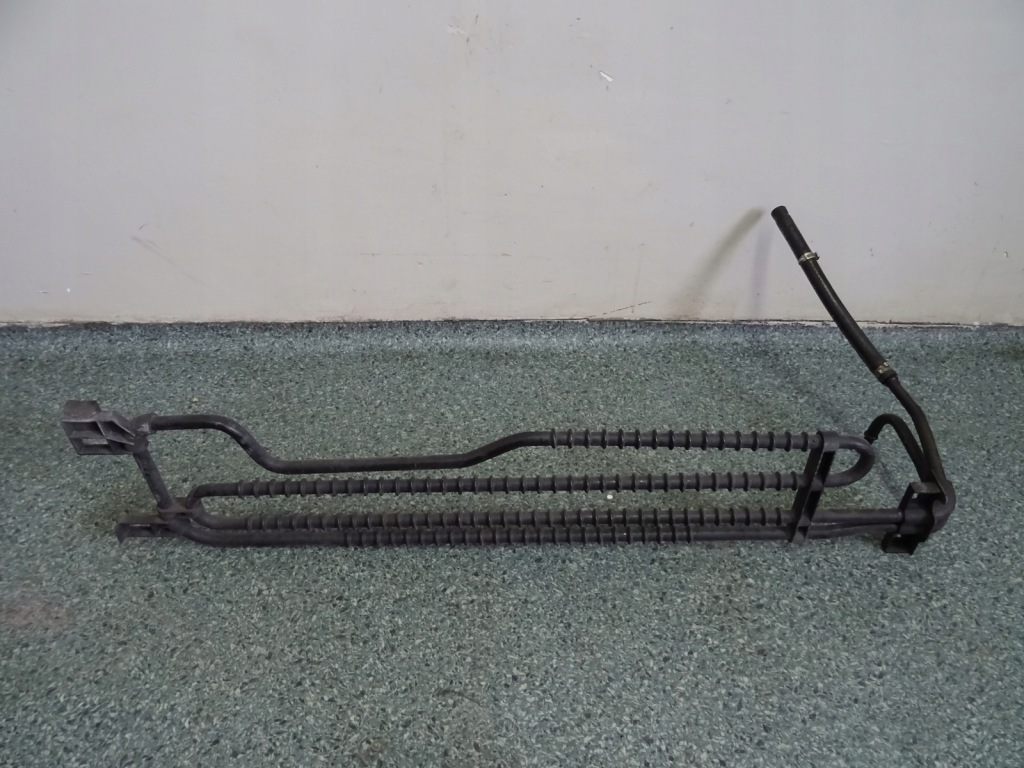 фото №1, Mercedes радиатор усилителя a2044601024