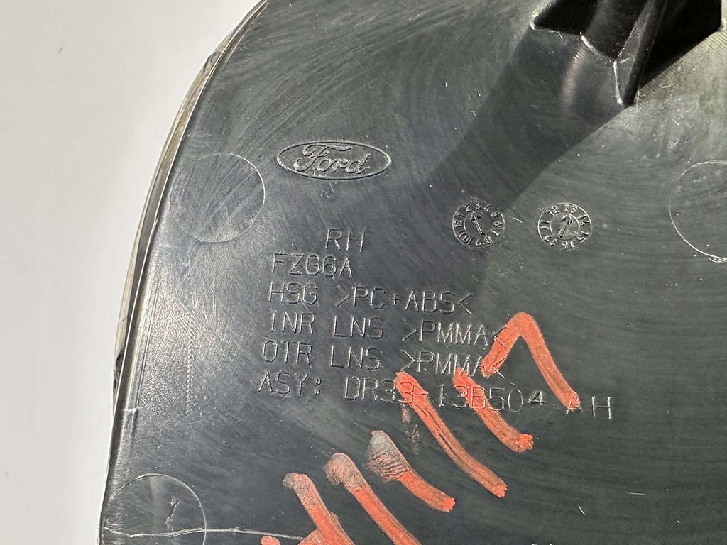 фото №7, Лампа задняя задняя правая led ford mustang 2013 - 2014