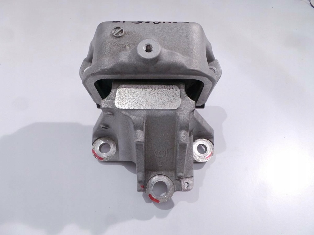 фото №1, Mitsubishi eclipse cross 1.5 кронштейн подушка двигателя