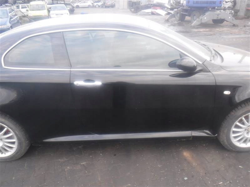 фото №1, Дверь правый перед alfa romeo gt