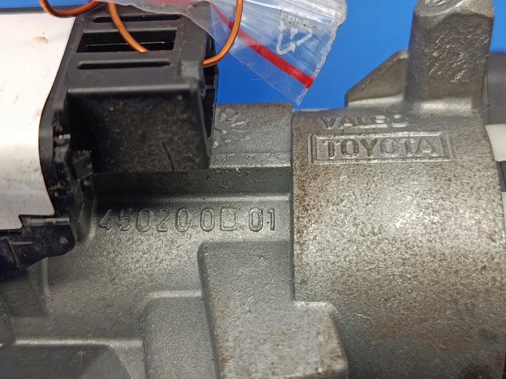 фото №9, Toyota yaris замок запалювання