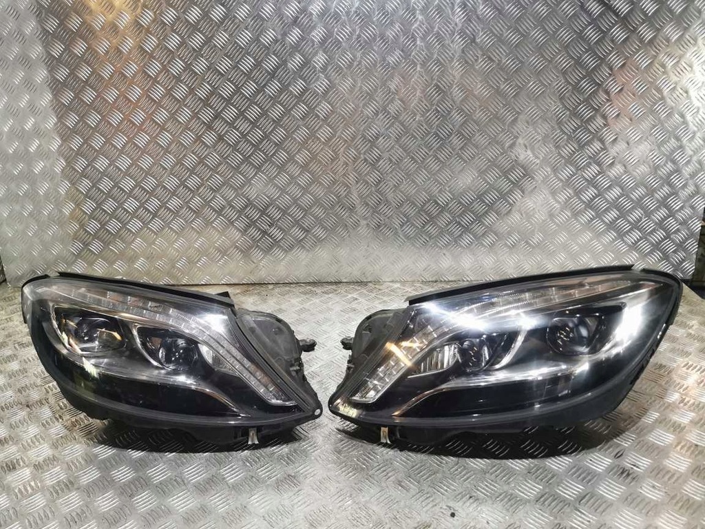 фото №1, Лампа права перед mercedes s w222 full led kpl