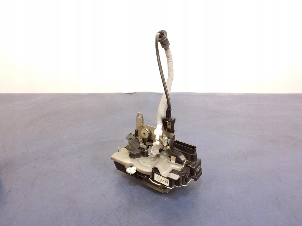 фото №2, Volvo xc60 ii замок дверь перед левый 6 pin