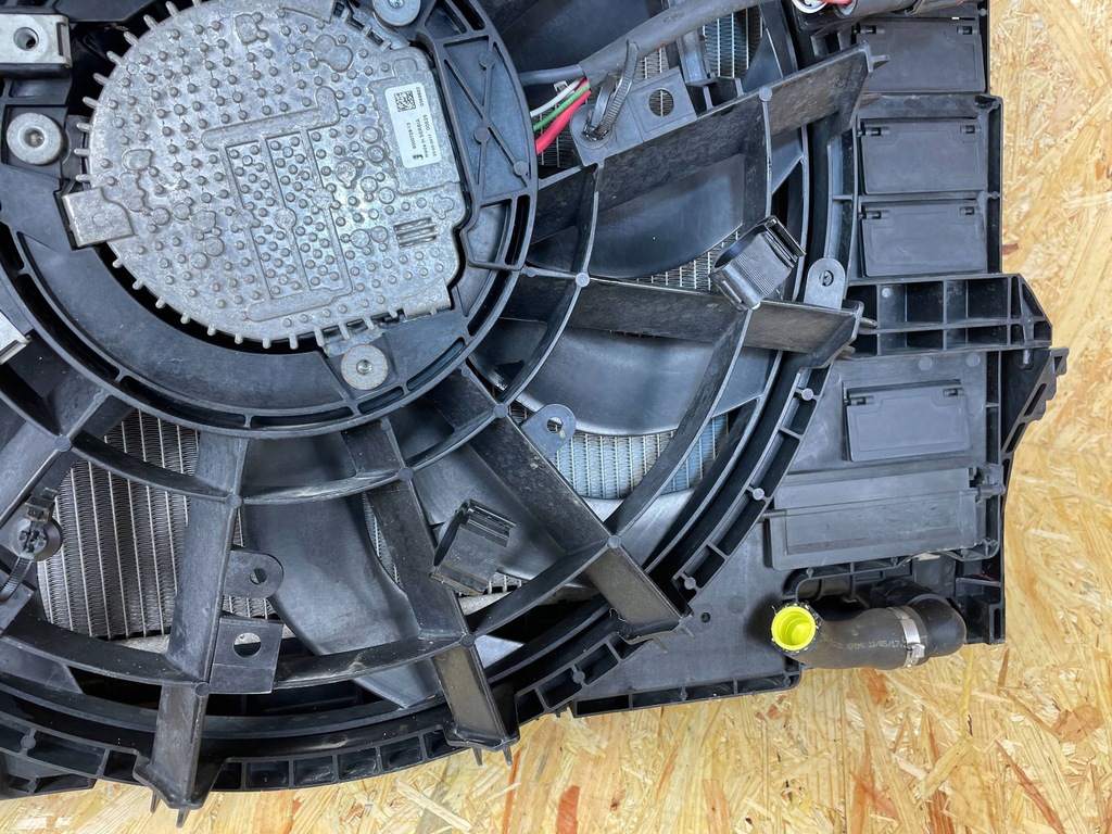 фото №8, Комплект радиатор радиатор вентилятор range rover velar l560 3.0 2017-