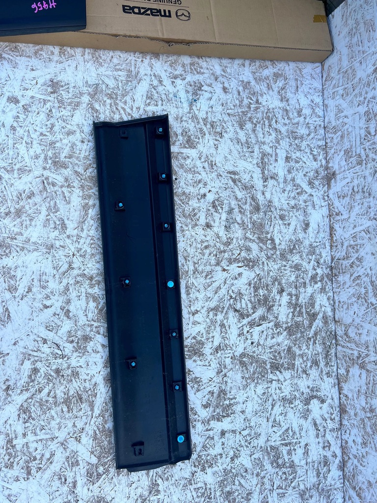 фото №10, Mazda mx30 mx-30 20- молдинг двері ліва перед передня