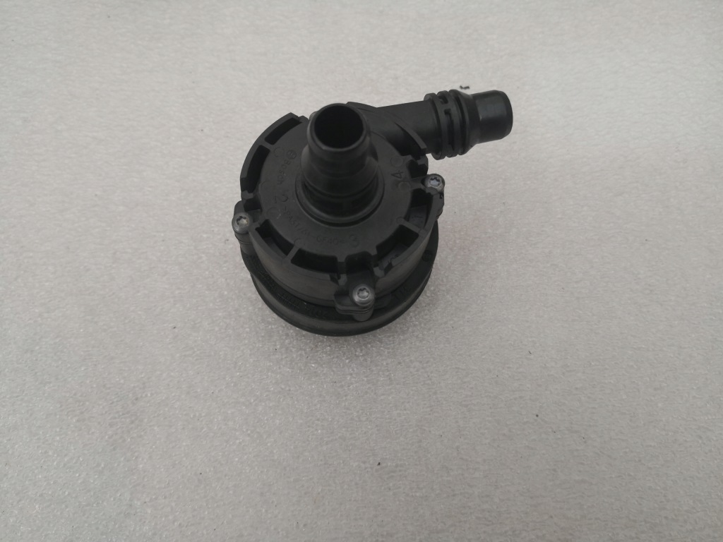 фото №1, Додаткова помпа wody mercedes w213 a0005005400