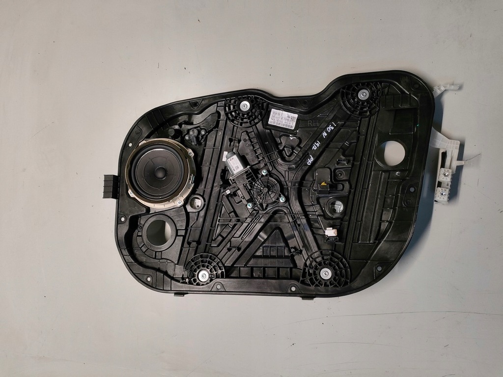 фото №1, Hyundai i30 n подъемник стекло правый перед