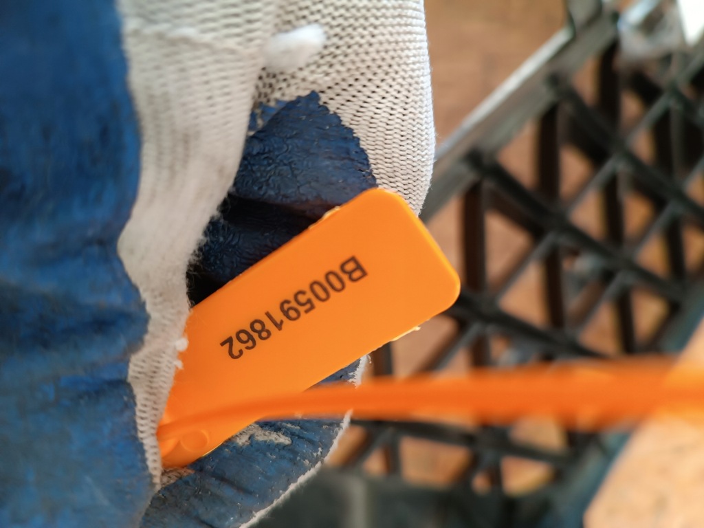 фото №15, Решётка решётка радиатора решётка радиатора бампера перед mr523853 mitsubishi l200 iii 2002-