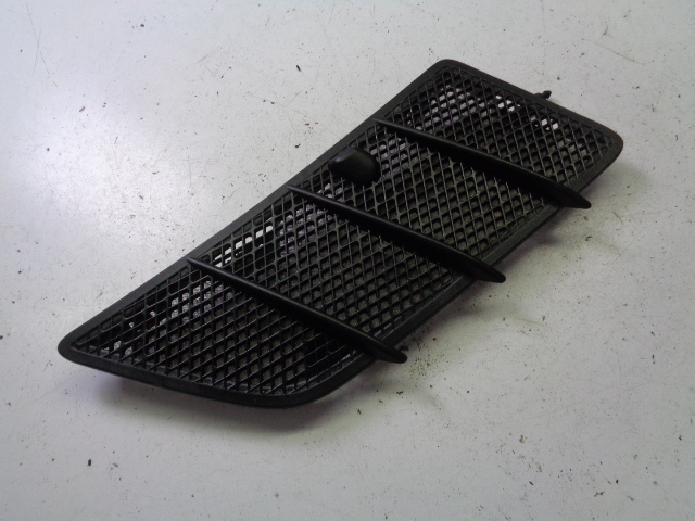 фото №1, Впуск повітря решітка капот права mercedes ml w164