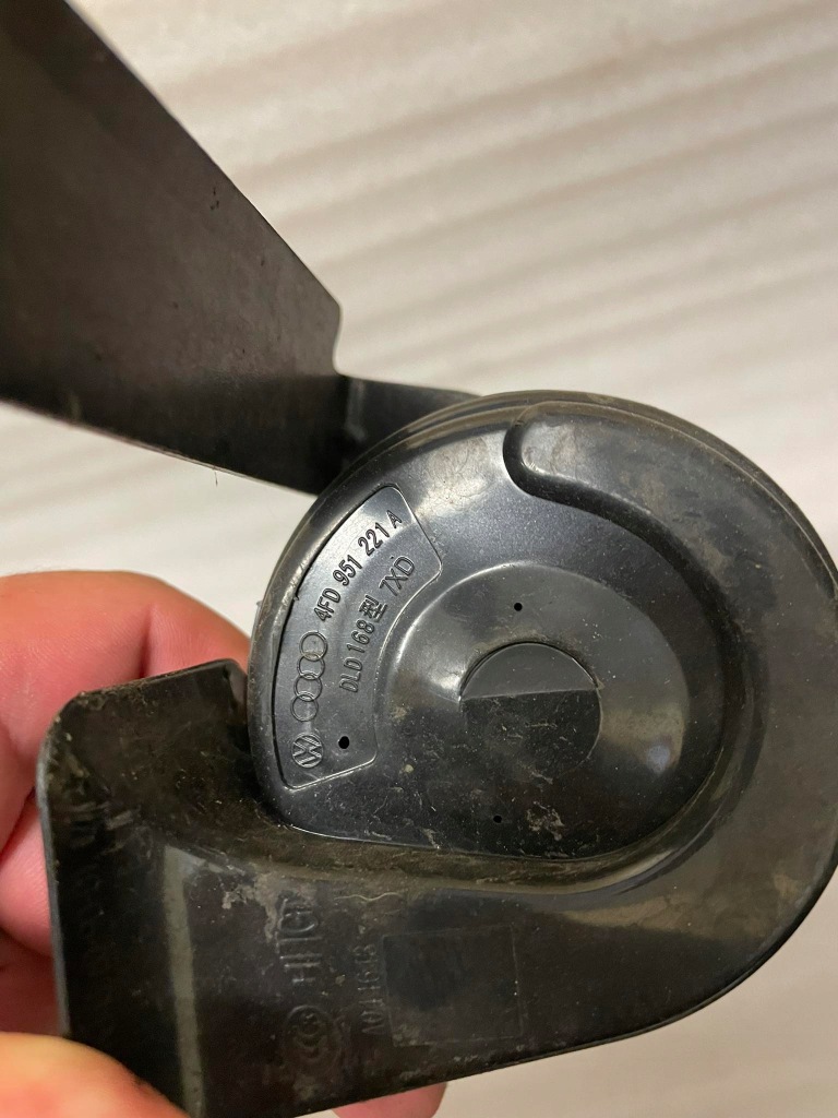 Купить Vw touareg клаксон сигнал 4fd951221a 7l6951185