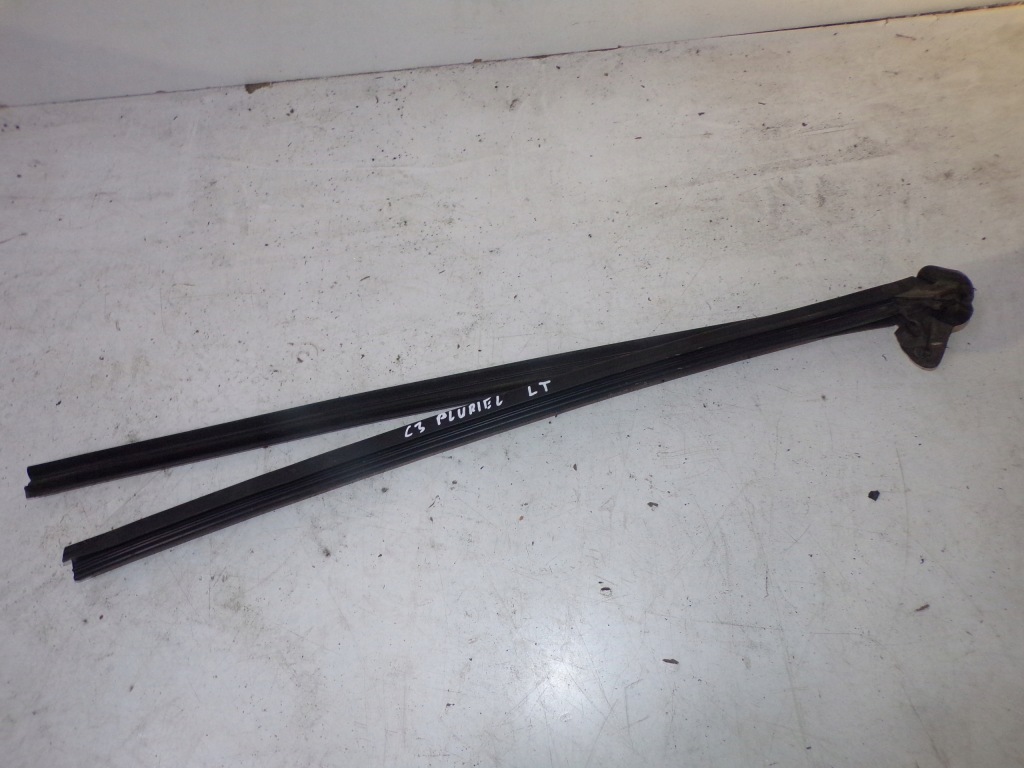 фото №1, Молдинг ущільнювач лівий/правий задня c3 pluriel