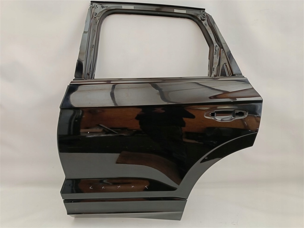 фото №1, Дверь левая задняя vw touareg iii 760