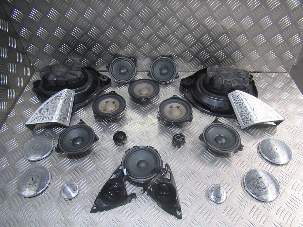 фото №1, Mercedes c-klasa w205 sedan динамики burmester