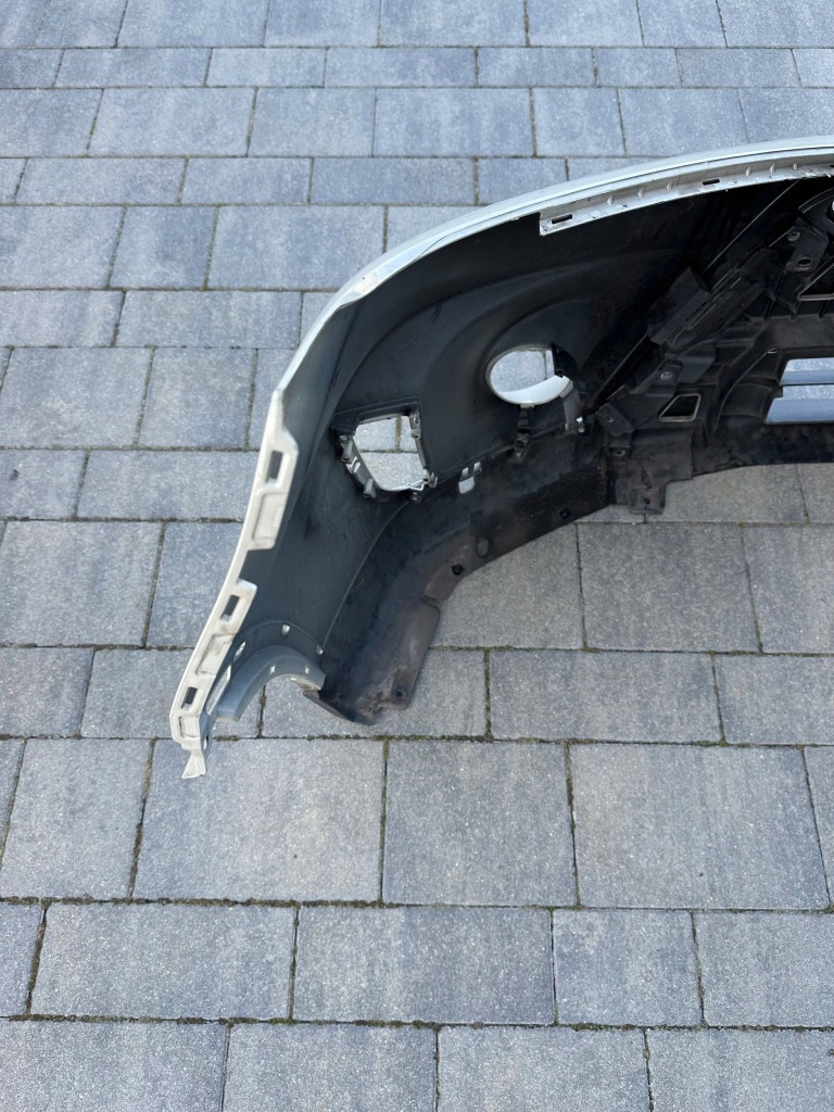 Suzuki vitara iii рестайлинг  pdc бампер передний перед решётка радиатора решётка радиатора балка в Украине