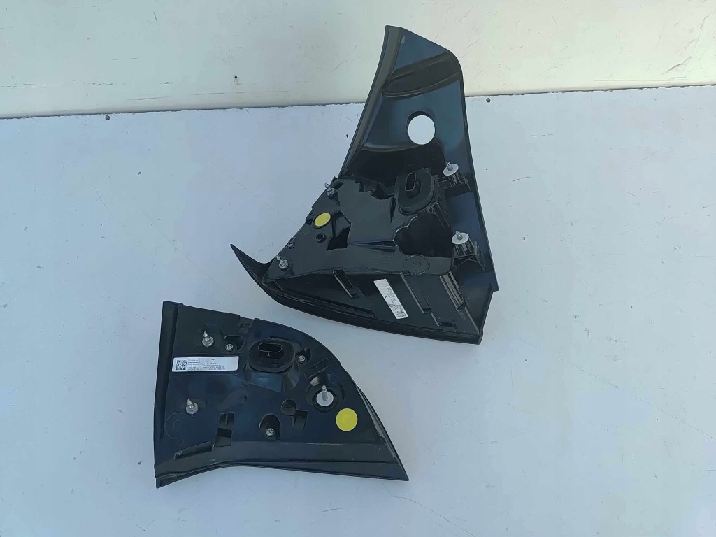 Tesla model 3 рестайлинг  19- model y фара правый  задний  задняя led 3500 Киев