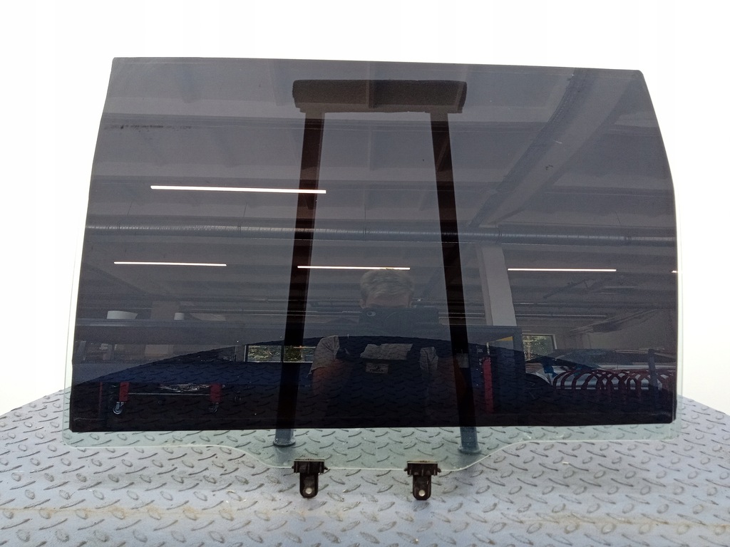 фото №1, Carnival ii vq скло двері задня ліва 08r