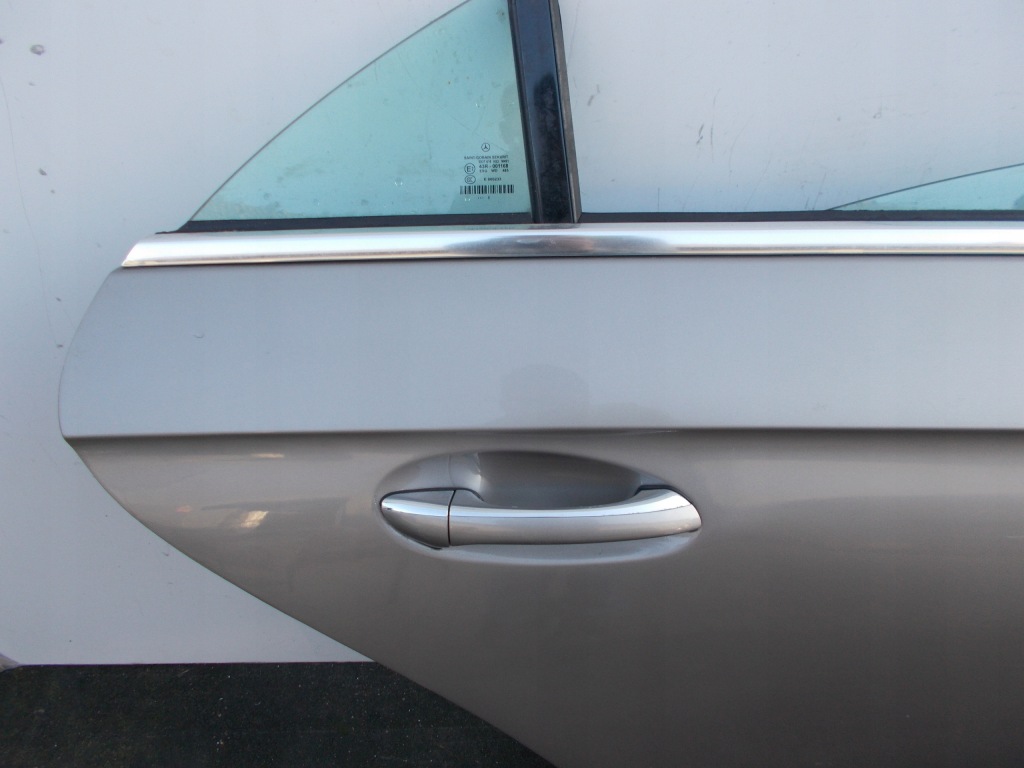 фото №2, Двері праве задні mercedes cls w219