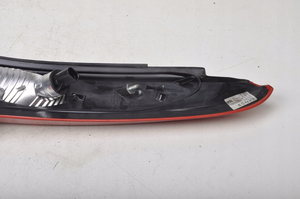 фото №8, Volvo c30 лампа ліва задня лівий задня 31213913