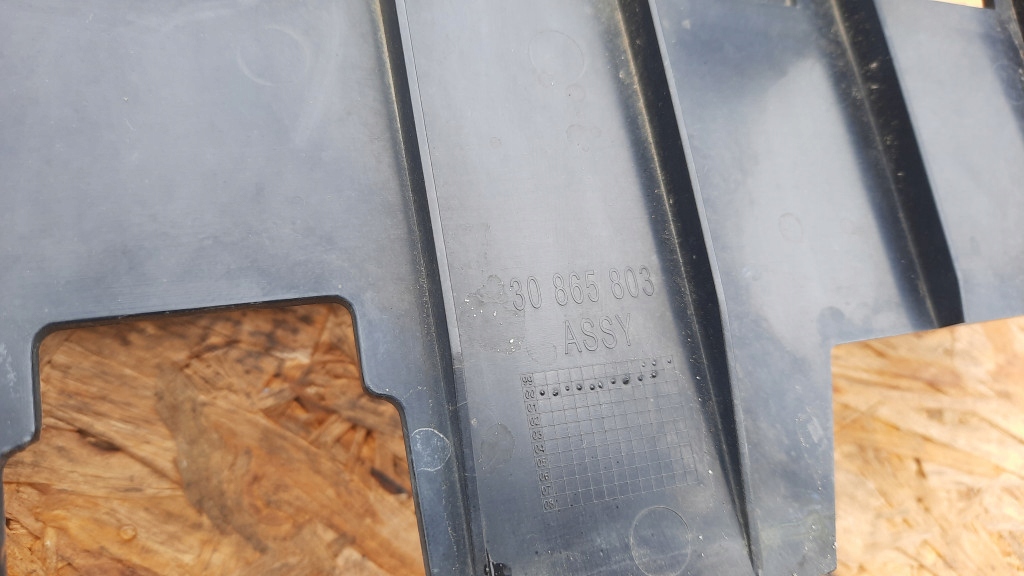 фото №6, Воздуховод воздуха volvo s40 30865803 865983