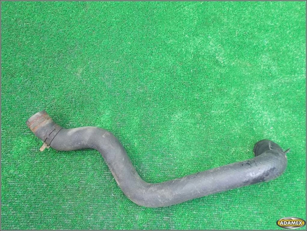 фото №3, Toyota hiace 2.4d 00r - труба шланг waż